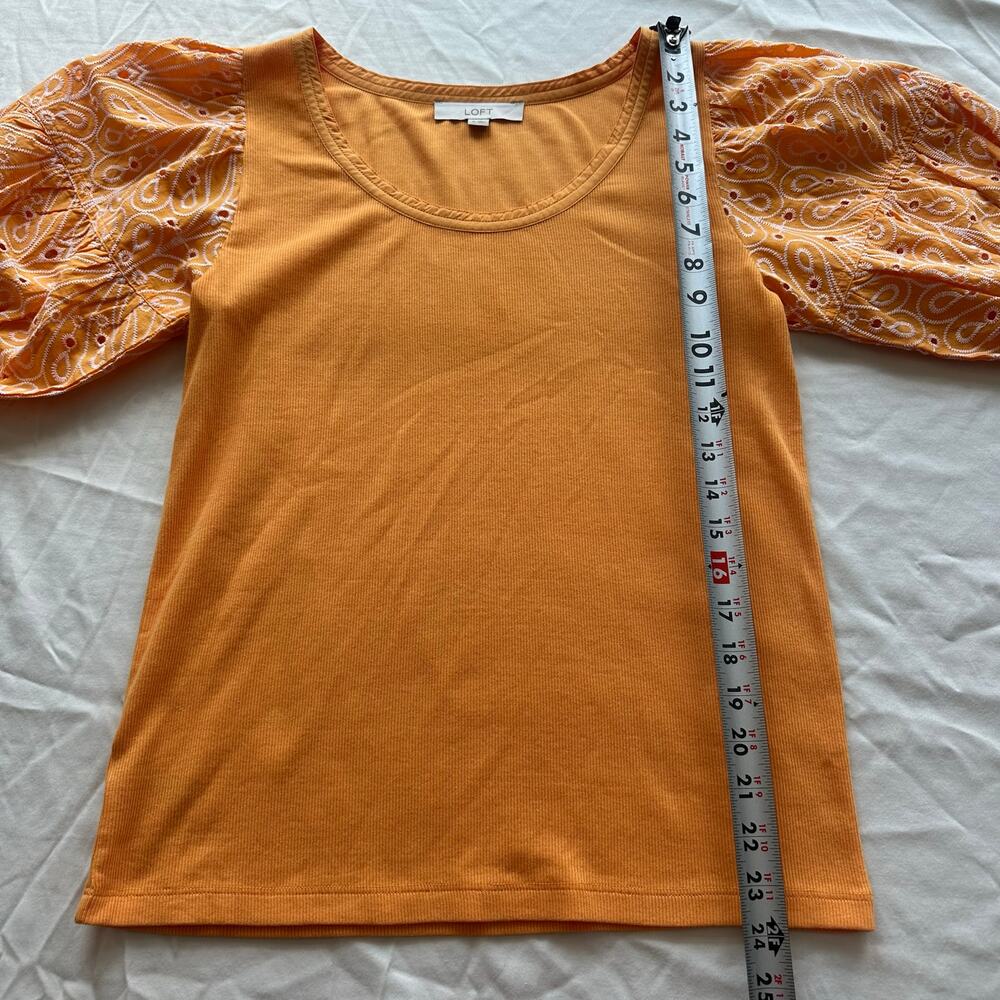 Ann Taylor LOFT Orange, Puffed Sleeves, Bandana Embroidery, Ribbed Top- M - Picture 6 of 9